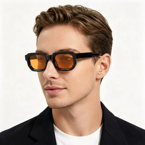 Lunettes de soleil carrées classiques unisexes avec logo personnalisé, monture en PC orange tendance, verres en acrylique, protection UV400, boîte petite et durable - Product Image 2