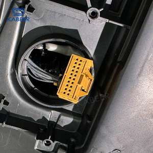 Phares adaptés à l'<span class=keywords><strong>Audi</strong></span> <span class=keywords><strong>A4</strong></span> B8.5 Facelift 2012-2015, barre de feux de jour à <span class=keywords><strong>LED</strong></span>, design xénon, LHD, remplacement des feux d'origine. - Product Image 6