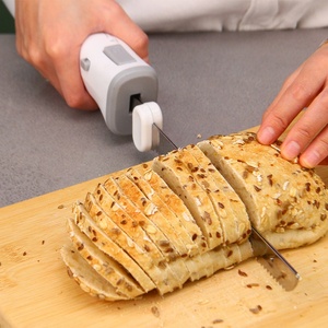 Cuchillo Eléctrico Inteligente <span class=keywords><strong>para</strong></span> <span class=keywords><strong>Cortar</strong></span> Carne y Pastel, <span class=keywords><strong>de</strong></span> Alta Frecuencia, Profesional, <span class=keywords><strong>de</strong></span> Plástico, con Juego <span class=keywords><strong>de</strong></span> Espátulas - Product Image 1