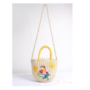 Sac tissé en paille fait main <span class=keywords><strong>2023</strong></span> nouveau sac à bandoulière brodé sac de plage de vacances - Product Image 2