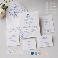 Suite d'invitations de mariage personnalisées bleu et blanc classiques, en papier gaufré de qualité supérieure avec motifs floraux en ligne