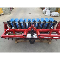 Machine de plantation d'ail 6 rangées montée sur tracteur avec engrais 2025 nouveau type de semoir d'ail de précision