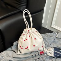 Style coréen mode mignon fraise impression petite pochette velours côtelé cordon voyage Portable cosmétique sac de rangement