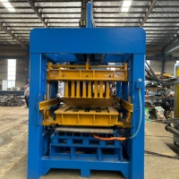 Machine à fabriquer des pavés QT8-15 pour les matériaux de construction routière