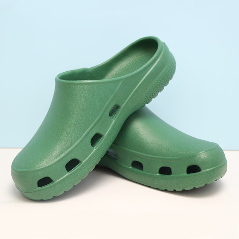 สีเขียว