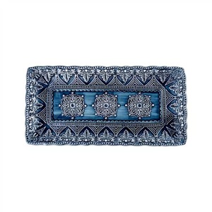 Europe-Style Embossed Porcelain <b>Dinnerware</b> <b>Set</b> Classic Baroque Design Round Eco-Friendly Ceramic Plate <b>for</b> Wedding Presentations - Product Image 5