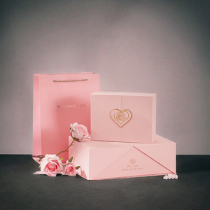 Scatola Regalo Rigida in Cartone con Chiusura Magnetica Personalizzata per Parrucche e Cosmetici, Realizzata con Materiali Ecologici e Design del Logo Personalizzato - Product Image 4