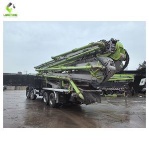 Pompe à béton d'occasion de marque Zoomlion 50m 52m avec châssis Benz en bon état - Product Image 4