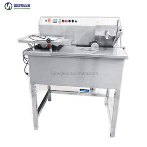 Macchina <span class=keywords><strong>per</strong></span> la produzione di <span class=keywords><strong>cioccolato</strong></span> a diffusione fondente commerciale di grandi dimensioni macchina <span class=keywords><strong>per</strong></span> temperamento continuo a buon mercato piccola completamente automatica - Product Image 1