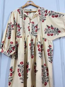 Vestido Midi Floral de Algodón para Mujer, Color Marfil Suave, Estampado Artesanal, Corte Holgado, Estilo Étnico, Ropa de Boutique para Verano - Product Image 2