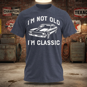 Camiseta de manga corta con cuello redondo y estampado de coche de dibujos animados, estilo vintage retro, mezcla de algodón, para hombre, regalos de cumpleaños para papá, color azul marino. - Product Image 3