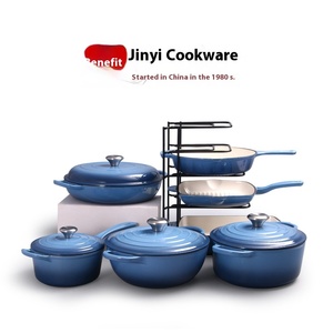 Batterie de cuisine classique en <span class=keywords><strong>fonte</strong></span> <span class=keywords><strong>émaillée</strong></span> Poêle à frire multi-usages et casseroles à rayures fabriquées avec du métal durable - Product Image 4
