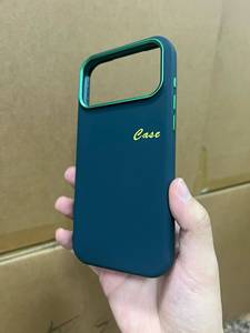 <span class=keywords><strong>เคส</strong></span>ซิลิโคนเหลวแม่เหล็กสุดหรู พร้อมวงแหวนโลหะป้องกันกล้อง ลายจุด 3 มิติ  สำหรับ iPhone 13 14 15 16 17 Pro Max - Product Image 1