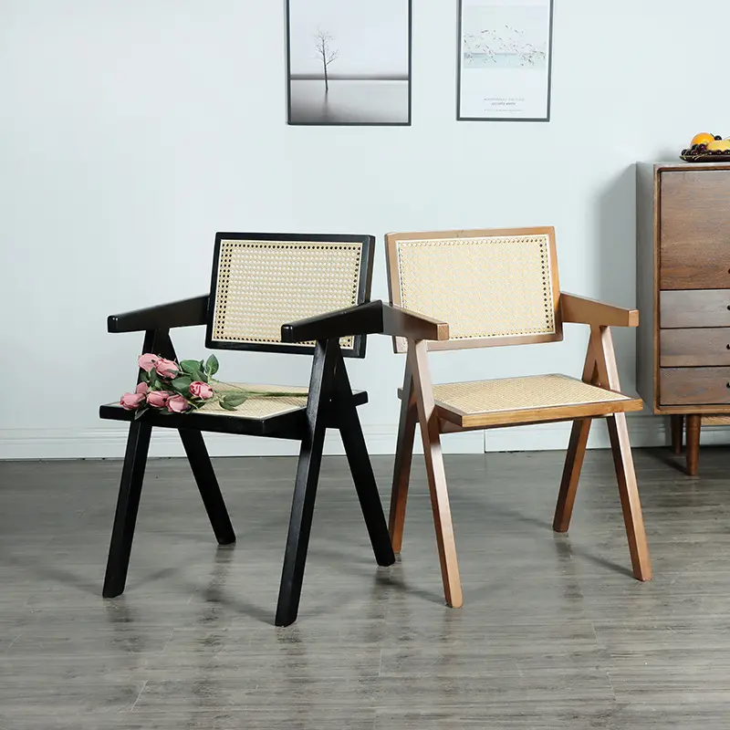 2024 nuevo diseño de silla de comedor muebles nórdicos Silla de ratán Silla de balcón de ocio de madera maciza