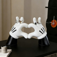 Ornement créatif haut de gamme Mickey Mouse en forme de cœur pour mariages, anniversaires, décorations de maison, chambre, bureau, bureau à domicile, doux au toucher