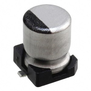 UWJ1V4R7MCL1GB Proveedores Originales de Componentes Electrónicos, Condensadores Electrolíticos de Aluminio 4.7uF ±20% 35V Montaje Superficial - Product Image 1