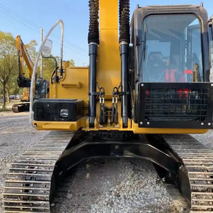 Excavadora CAT 313D2GC Usada de Bajo Consumo de Combustible |   Menores costos operativos |   Ideal para Proyectos de Larga Duración - Product Image 3