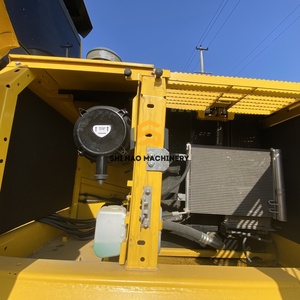 Excavatrice sur chenilles Komatsu PC220 d'occasion, d'origine usine, pour travaux de construction, à vendre - Product Image 5