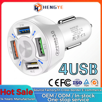 Logo personnalisé CE ROHS FCC Certification 4USB Port QC3.0 12V 24V Adaptateur de téléphone portable Chargement rapide Chargeur de voiture à LED