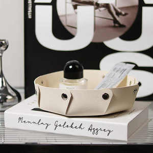 Organizador de Cosméticos de Cuero para Escritorio, Estilo Escandinavo, para la Entrada del Salón, con Espacio para Guardar Llaves, Bandeja Europea Multiusos - Product Image 2