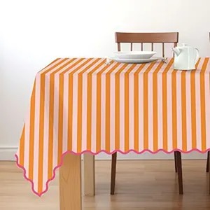 Tovaglia a righe retrò con bordo smerlato - Copritavolo a righe arancioni e bianche per l'arredamento vintage della casa - Product Image 1