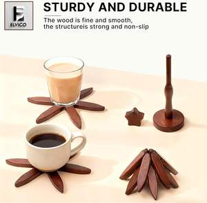 Juego de 4 salvamanteles de madera con 1 soporte, madera natural premium resistente al calor, con forma de árbol de Navidad - Product Image 5