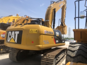 รถขุดตีนตะขาบมือสอง Caterpillar ของแท้จากจีน รุ่น 320C ขนาด 12 ตัน ปี 2016 กำลัง 125 กิโลวัตต์ บุ้งกี๋ขนาด 1 เมตร - Product Image 5
