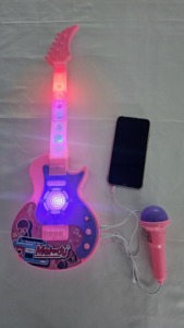 Guitare musicale pour enfants avec microphone, lumières cool et musique, <span class=keywords><strong>populaire</strong></span> pour les garçons et les filles, guitare karaoké - Product Image 5