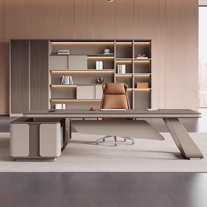 Set <span class=keywords><strong>Scrivania</strong></span> e Sedia Direzionale in PVC <span class=keywords><strong>Moderno</strong></span> e Lussuoso per Manager/Presidente - Product Image 3