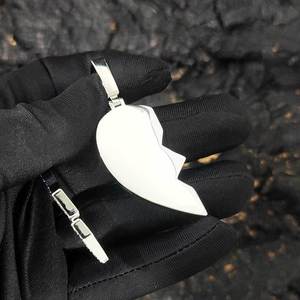 Collier avec pendentif en forme de cœur personnalisé en cuivre unique, scintillant, gravé avec une photo, pour les couples - Product Image 3