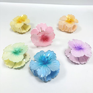 ลูกปัดแผ่นมุกลายดอกไม้ประดับมือดีไซน์ใหม่สำหรับทำเครื่องประดับ - Product Image 2