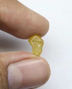 Diamante raro de 3.34 CT, natural, amarillo, sin cortar, para la exquisita colección de joyas Dream Diamond. - Product Image 2