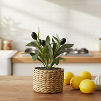 LINDOJUNI Mini olivier artificiel dans un pot en herbe tressée pour la décoration de la maison et du bureau