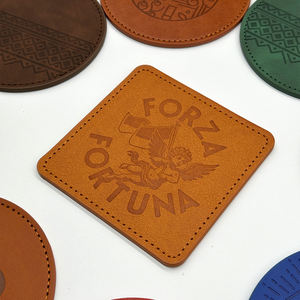 Juego de Posavasos Redondos de Cuero Sintético Negro con Logotipo Personalizado al por Mayor, Posavasos de Cuero PU para Té, Cerveza, Café y Bebidas - Product Image 3