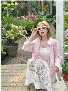 <span class=keywords><strong>Chemise</strong></span> à carreaux gingham brodée pour <span class=keywords><strong>femme</strong></span>, chemisier décontracté ample à manches longues boutonné, haut léger et respirant pour l'été - Product Image 6