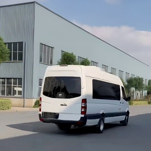 Autobus Elettrico VIP Limousine da 7,5m |   Sistema di intrattenimento |   Trasporto per Celebrità/Esecutivi - Product Image 1