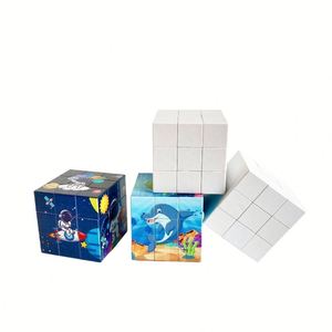 Cubo Mágico Personalizado de 5.7cm con Impresión UV - Rompecabezas sin Costuras para Regalos Promocionales y Eventos - Product Image 2