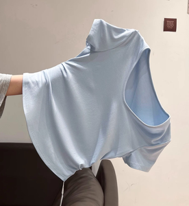 T-shirt élégant pour femme RUICHI en coton et élasthanne 220 GSM, col en V, détail froncé, coupe ajustée, qui flattere la silhouette, t-shirt uni - Product Image 5