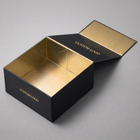 Boîte cadeau magnétique pliable en carton de luxe avec logo personnalisé pour vêtements