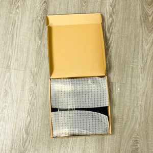 Papel Kraft transparente personalizado de fábrica de Source, Impresión de cuero y cartón degradable transpirable a prueba de humedad - Product Image 5