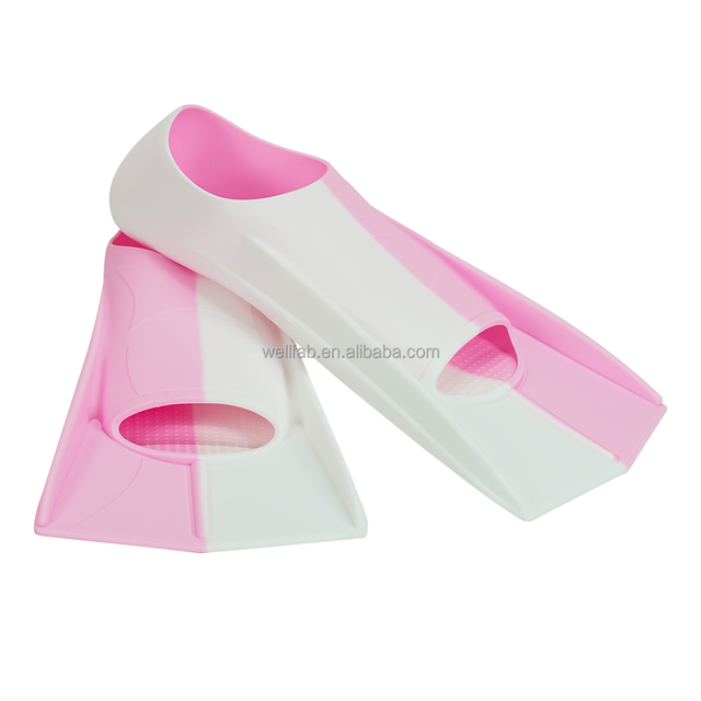 Factory Price Full Foot Design 42-44 Size L Adult Training Swim Fins Snorkeling Flippers Short Blade Silicone Swimming Fins