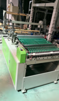 Machine de découpe et de fabrication de sacs en polyéthylène pour la production de sacs en plastique LDPE et nylon