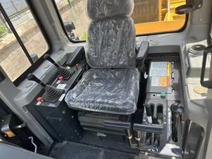 Bulldozer Cingolato Idraulico HD16 160HP con Lama da 4,5m3 per Strade, Miniere e Aeroporti a Prezzo Conveniente Disponibile in Magazzino - Product Image 6