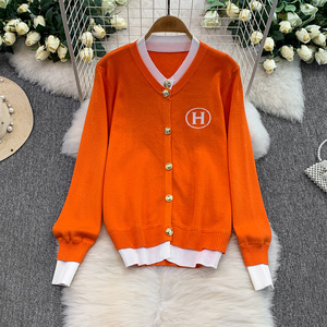 Dames 2-delige set, modieus gebreid setje, tweedelig met metalen knopen, geborduurde top, wijde broek met hoge taille - Product Image 5