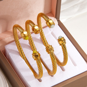 Bracelet en fil d'acier en forme de C, style Instagram, best-seller transfrontalier, jonc rétro tendance en acier inoxydable électroplaqué - Product Image 2