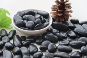 Highly <strong>Polished</strong> Natural Black <strong>River</strong> Rock Cobbles &amp; Pebbles Outdoor Garden Decorative Landscaping <strong>Stone</strong> Paving - Product Image 2