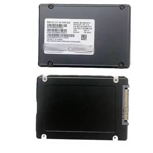 MZWMO30THCLF-00AG5 30,72 To Meilleur rapport qualité-prix PCIe U.2 4.0 NVMe SSD - Product Image 3