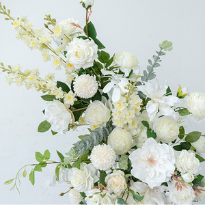 Arco de Flores Artificiales Blanco, Rosa y Champán, Decoración Elegante para Bodas, Fondo para Fotos, Hecho a Mano - Product Image 4