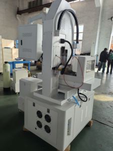 Cnc Edm Máquina perforadora <span class=keywords><strong>de</strong></span> agujeros pequeños Calidad <span class=keywords><strong>de</strong></span> Taiwán Máquina perforadora CNC EDM <span class=keywords><strong>de</strong></span> alta precisión XF3040 Diámetro <span class=keywords><strong>de</strong></span> perforación 0,3-6,0mm - Product Image 6