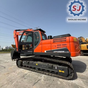 Excavatrice d'occasion Doosan 22 tonnes DX225LC, importée, en bon état, prix avantageux, provenance Corée du Sud, à vendre - Product Image 4